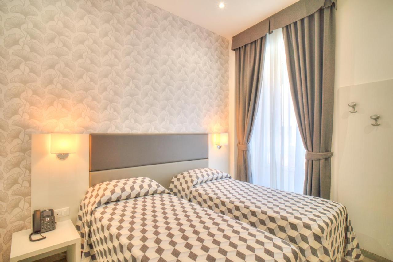 Hotel Porto Di Roma Чивитавеккья Экстерьер фото